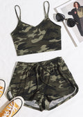 Kadın Kamuflaj Desenli Askılı Crop Top ve Şortlu Gecelik Takım - görsel 1