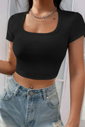 Kadın Siyah Yarım Kol Düz Yaka Crop Top Bluz - görsel 1
