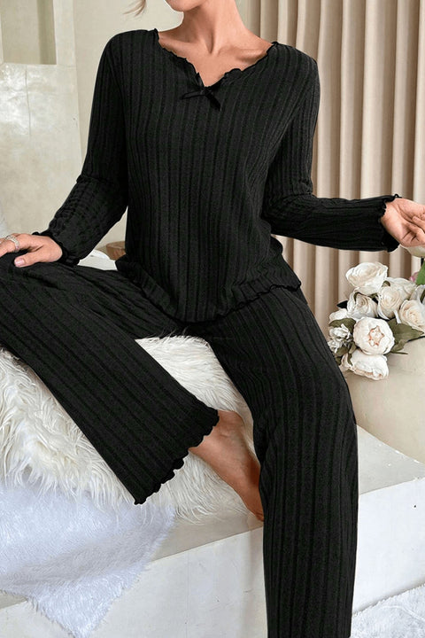 Kadın Siyah Uzun Kollu Fiyonklu Yuvarlak Yaka Mevsimlik Pijama Takımı - görsel 1