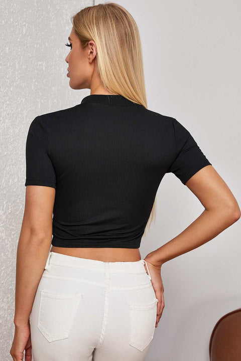 Kadın Siyah Yarım Fermuarlı ve Kısa Kollu Crop Top Bluz - görsel 2