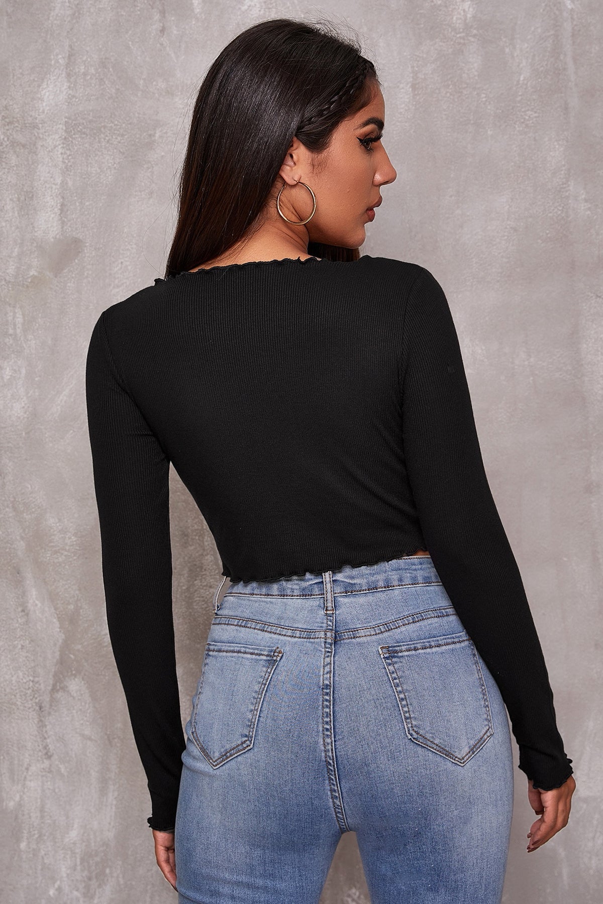 Kadın Siyah Uzun Kollu Büzdürme Bağcık Detaylı Crop Top Bluz - görsel 2