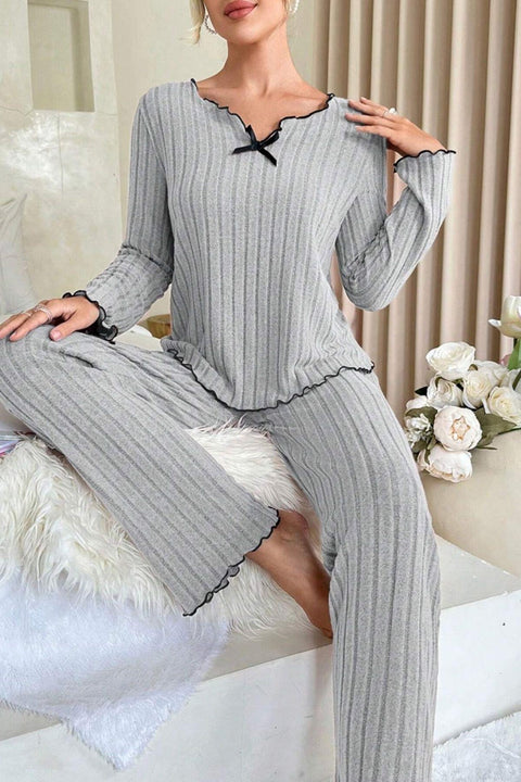 Kadın Gri Çizgili Uzun Kollu Fiyonk Detaylı Pijama Takımı Rahat Mevsimlik - görsel 2