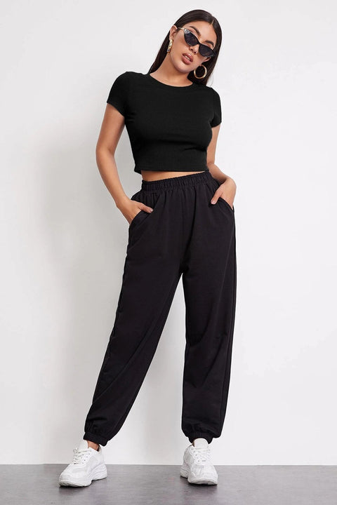 Kadın Siyah Yuvarlak Yaka Yarım Kol Crop Top Bluz - görsel 3