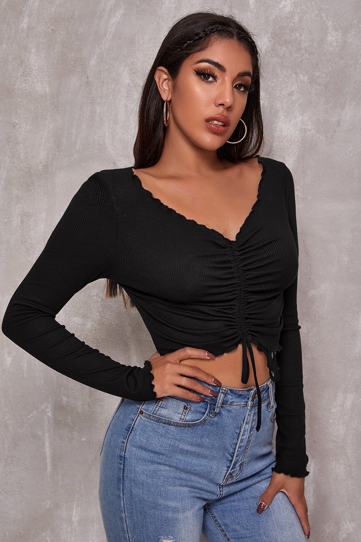 Kadın Siyah Uzun Kollu Büzdürme Bağcık Detaylı Crop Top Bluz - görsel 3