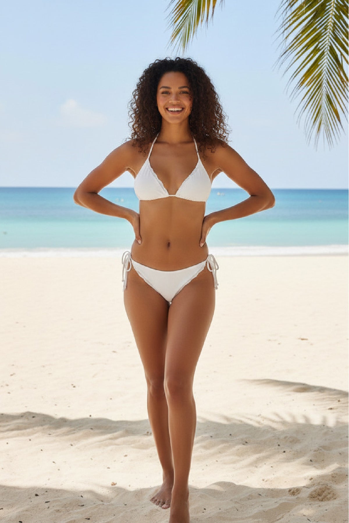 Kadın Beyaz Pedli Bel ve Boyundan Bağlamalı Dantelli Şık Bikini Takımı - görsel 3