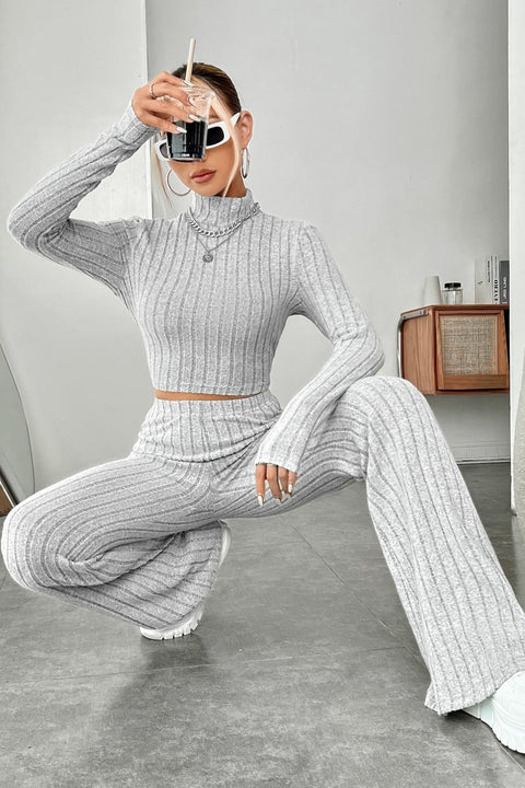 Kadın Gri Çizgili Boğazlı Crop Top ve Yüksek Bel Pantolon Takım - görsel 4