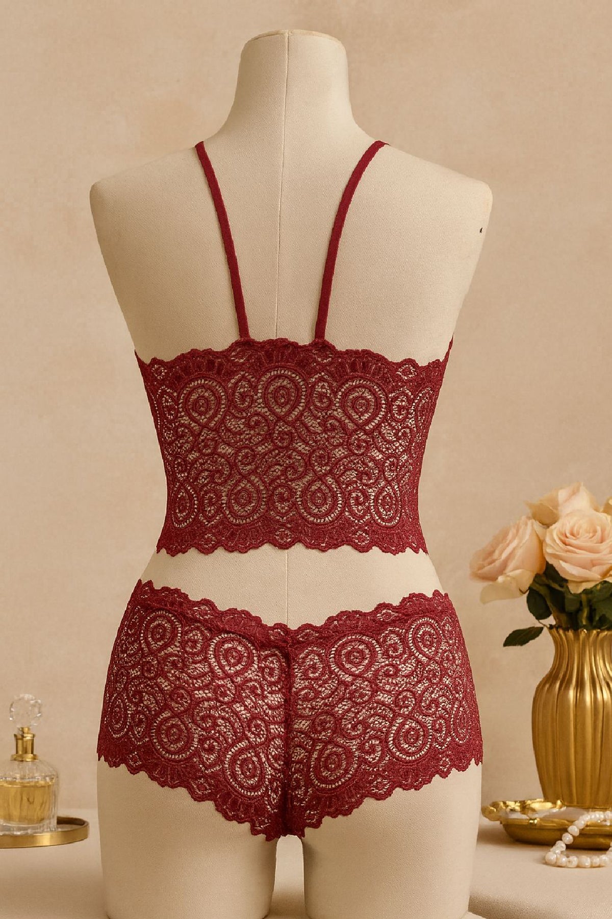 Kadın Bordo Dantel Bralet Şort Takımı – Asil ve Sofistike İç Giyim - görsel 4