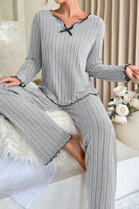 Kadın Gri Çizgili Uzun Kollu Fiyonk Detaylı Pijama Takımı Rahat Mevsimlik - görsel 4