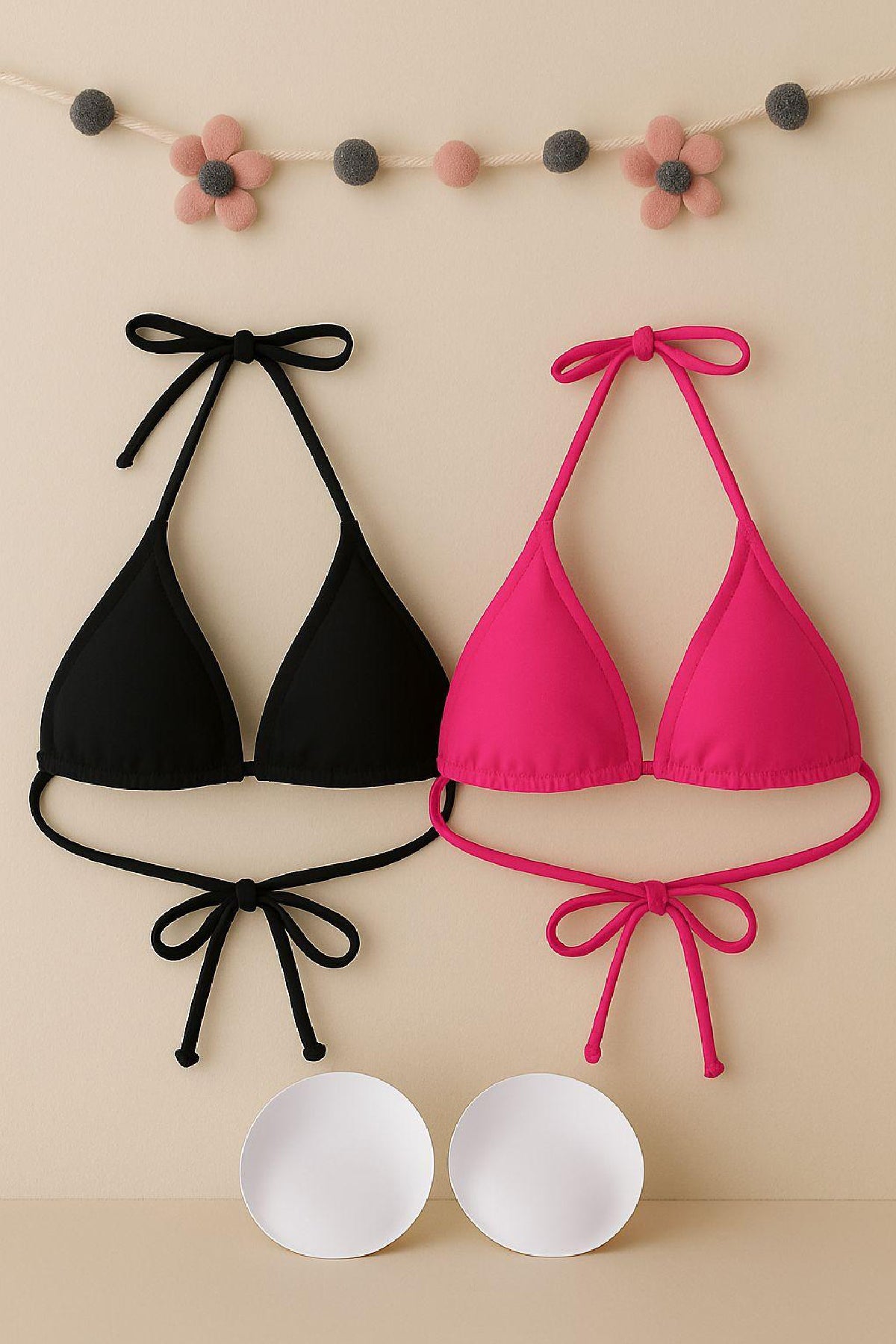 Kadın Siyah ve Fuşya Minimal Kesim Üçgen Bikini Üstü - görsel 5