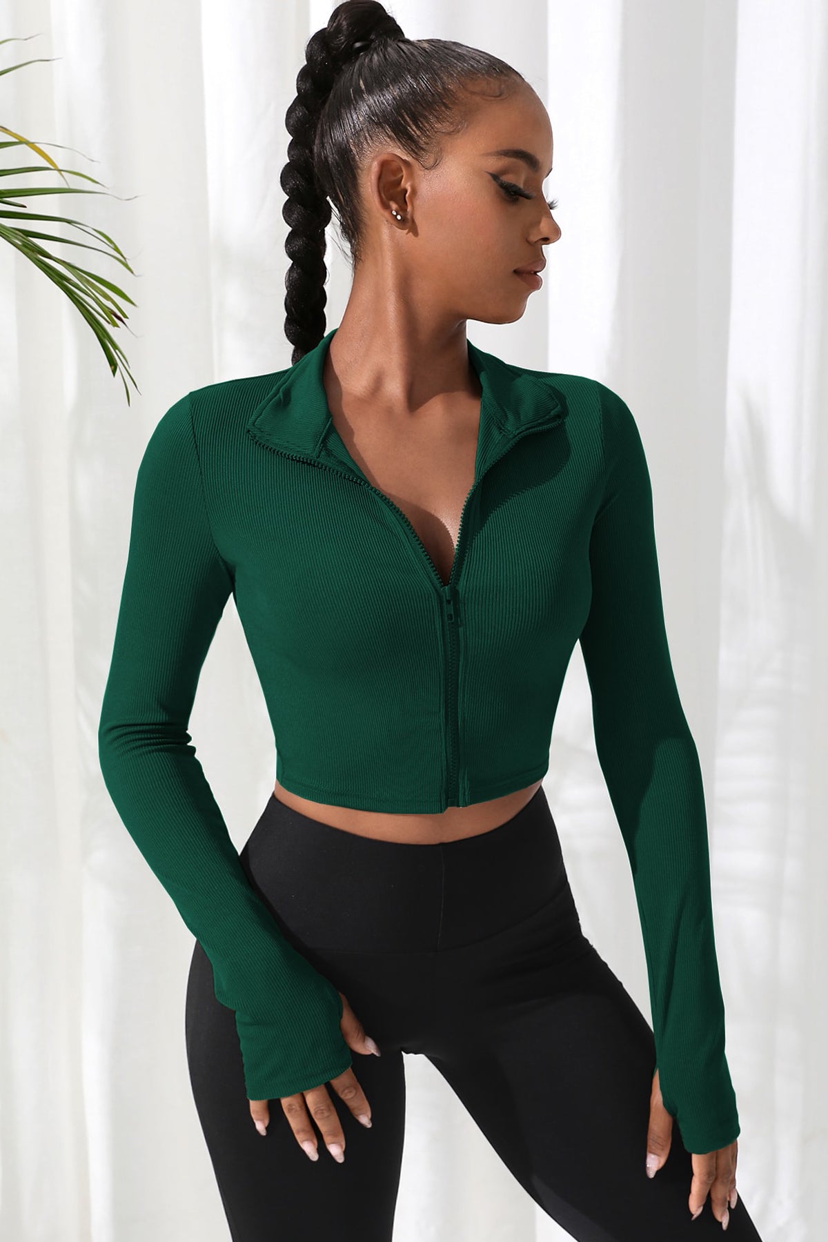 Kadın Yeşil Uzun Kol Fermuarlı Parmak Geçme Detaylı Dik Yaka Crop Top Bluz - görsel 5