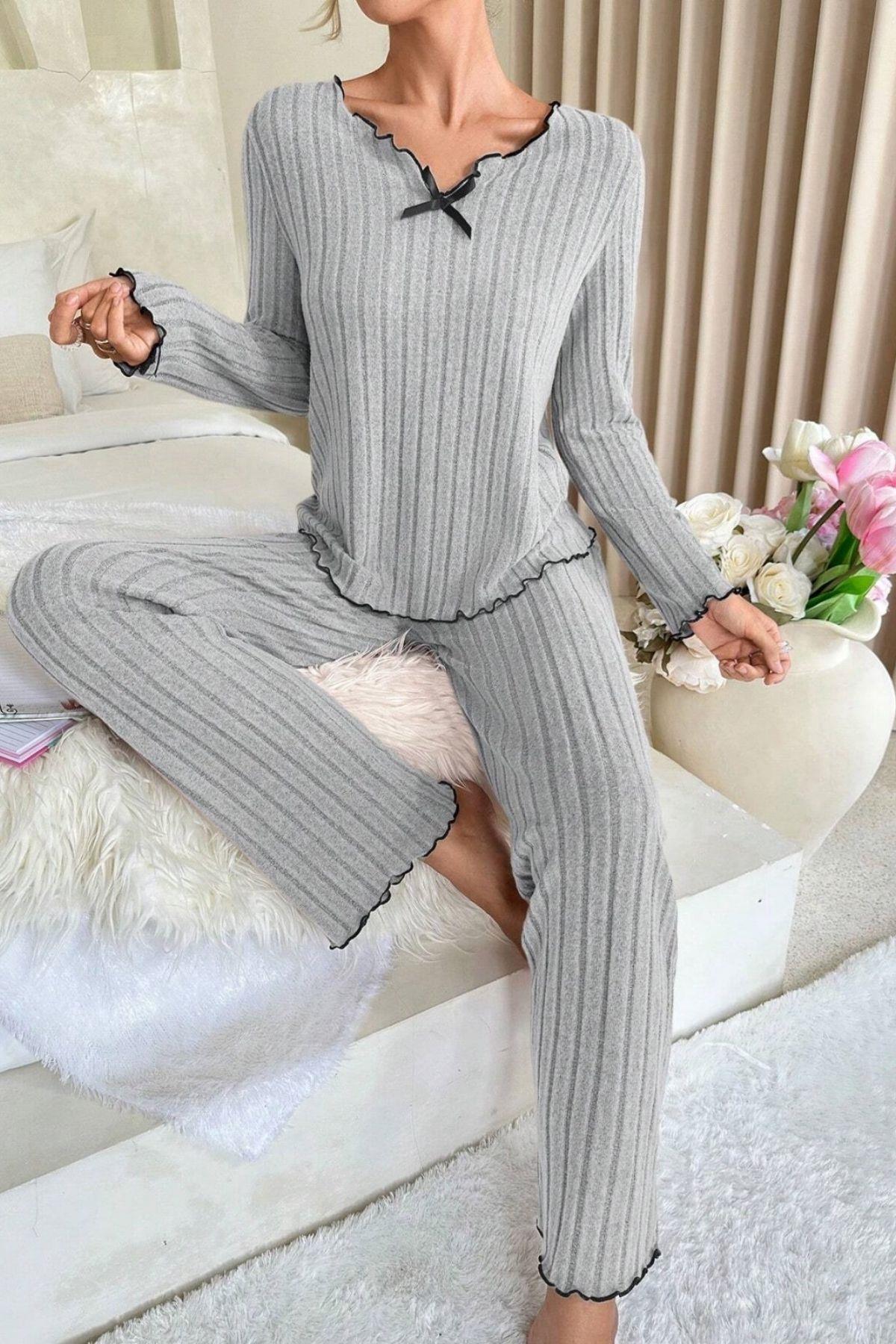 Kadın Gri Çizgili Uzun Kollu Fiyonk Detaylı Pijama Takımı Rahat Mevsimlik - görsel 5