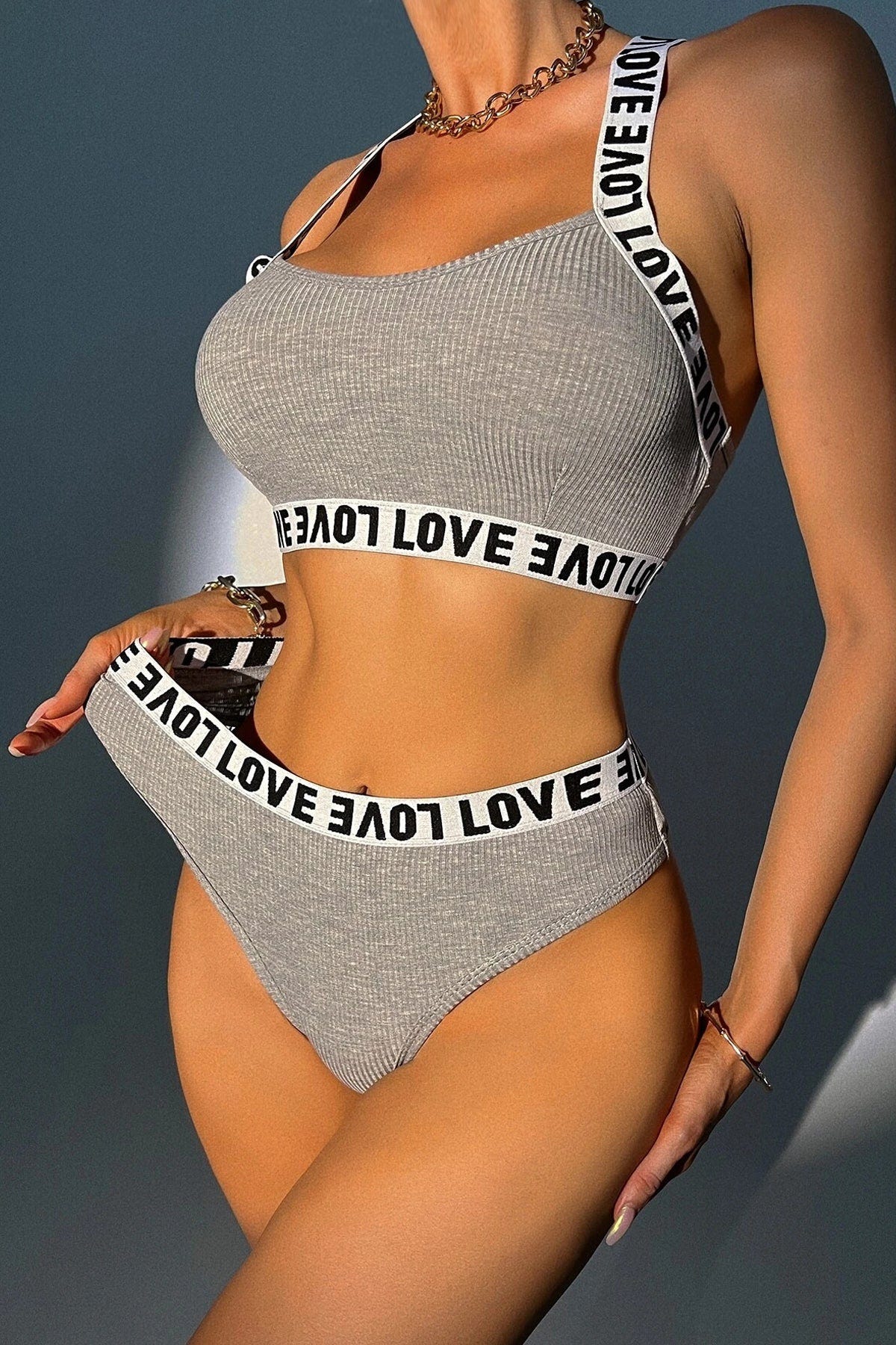 Kadın Gri Çapraz Sırt Ve Love Yazı Detaylı Iç Çamaşır Takımı - görsel 5