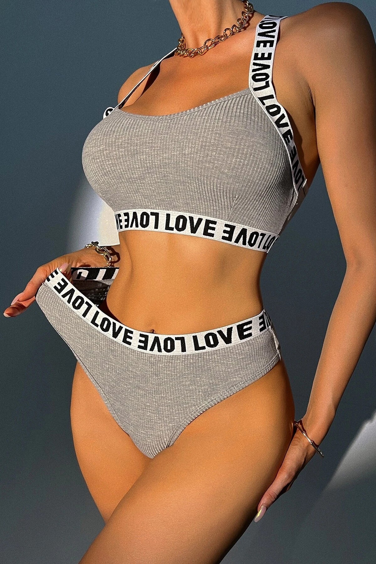 Kadın Gri Çapraz Sırt Ve Love Yazı Detaylı Iç Çamaşır Takımı - görsel 5