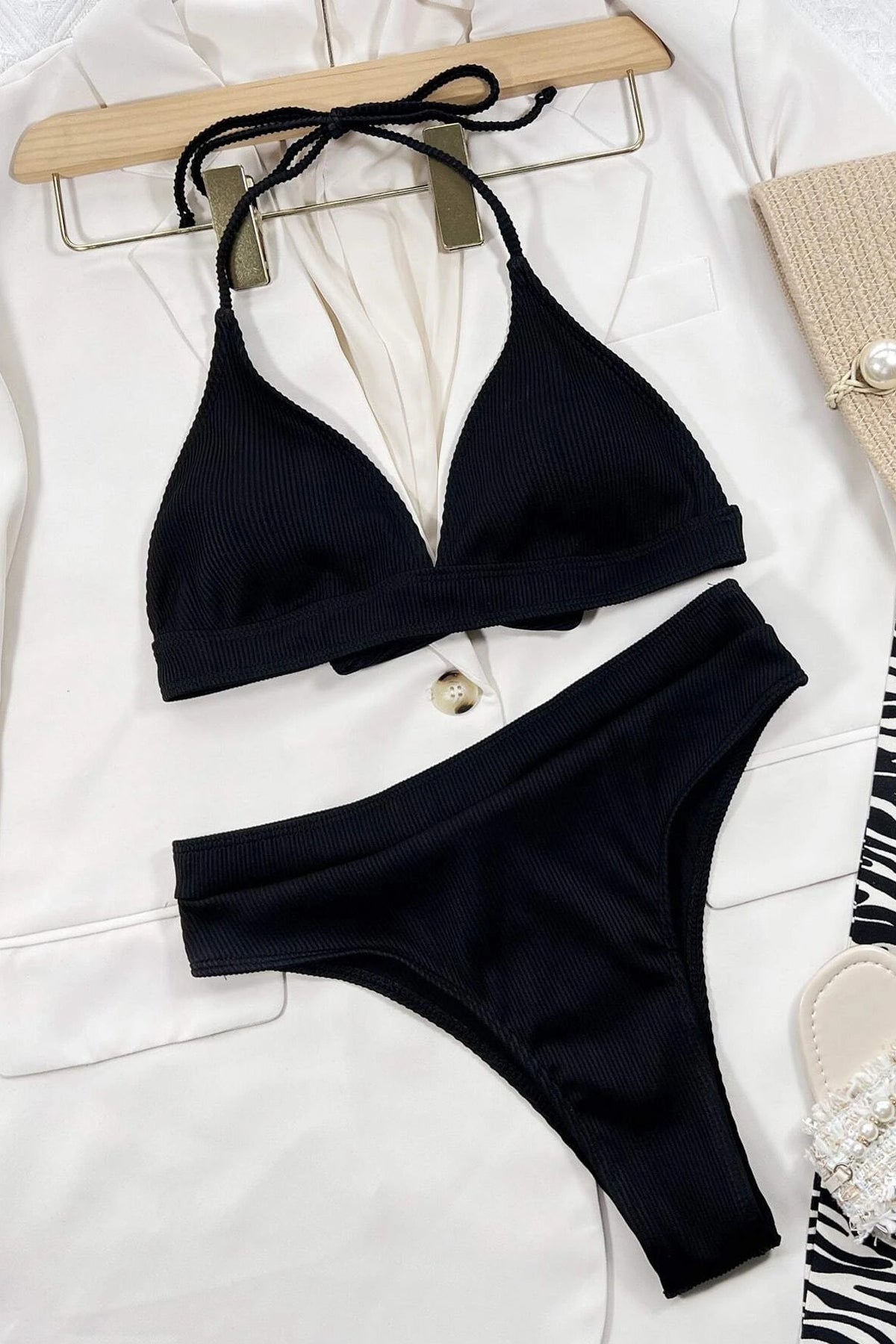 Kadın Siyah Boyundan Ve Belden Bağlamalı Yüksek Bel Bikini Takımı - görsel 7