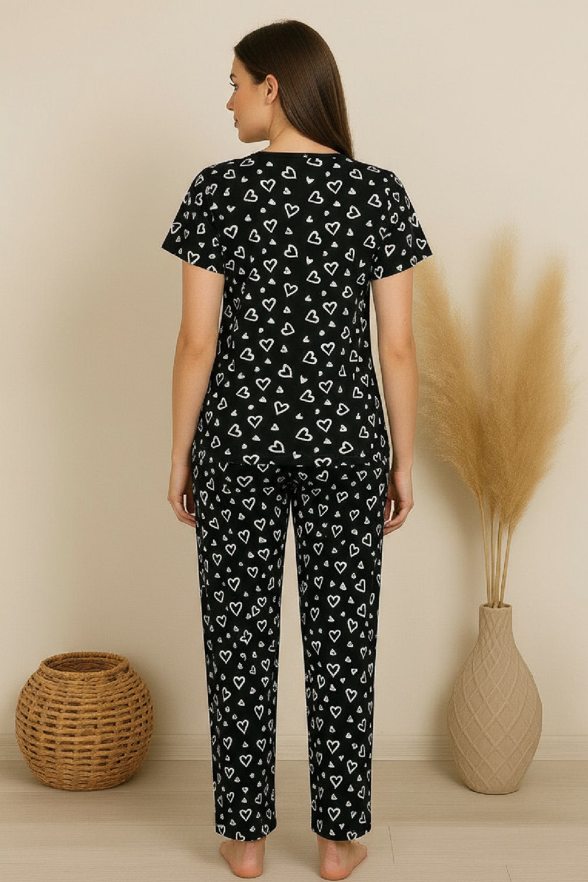 Kadın Siyah Kalp Desenli Fiyonklu Kısa Kollu Uzun Pijama Takımı - görsel 8