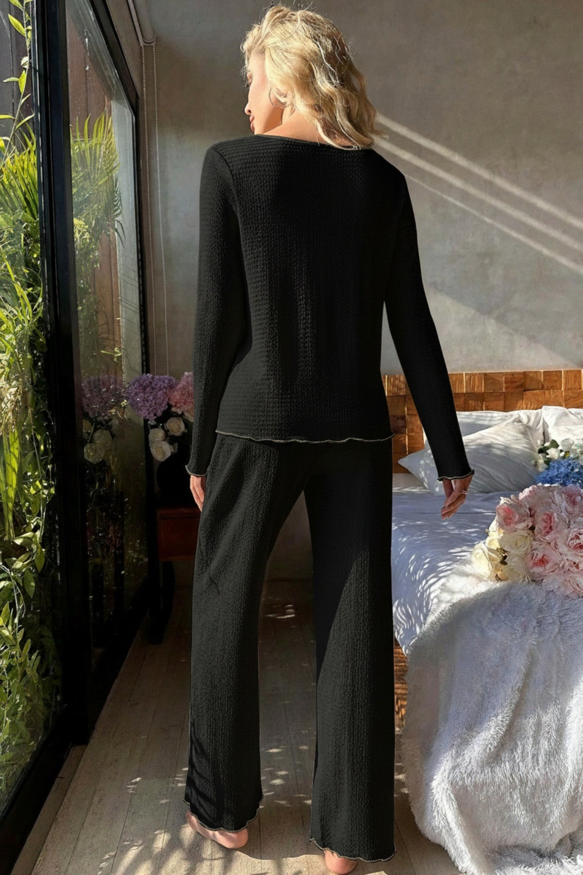Premium Kadın Fitilli Pijama Takımı – Siyah Gold Biye Detaylı, Yumuşak Dokulu Ev Şıklığı - görsel 9