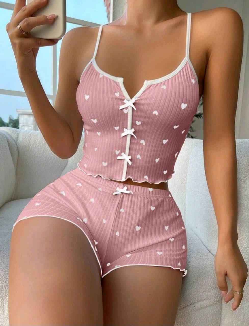 Kadın Pembe Kalpli Askılı Şortlu Pijama Takım 5009 - görsel 1