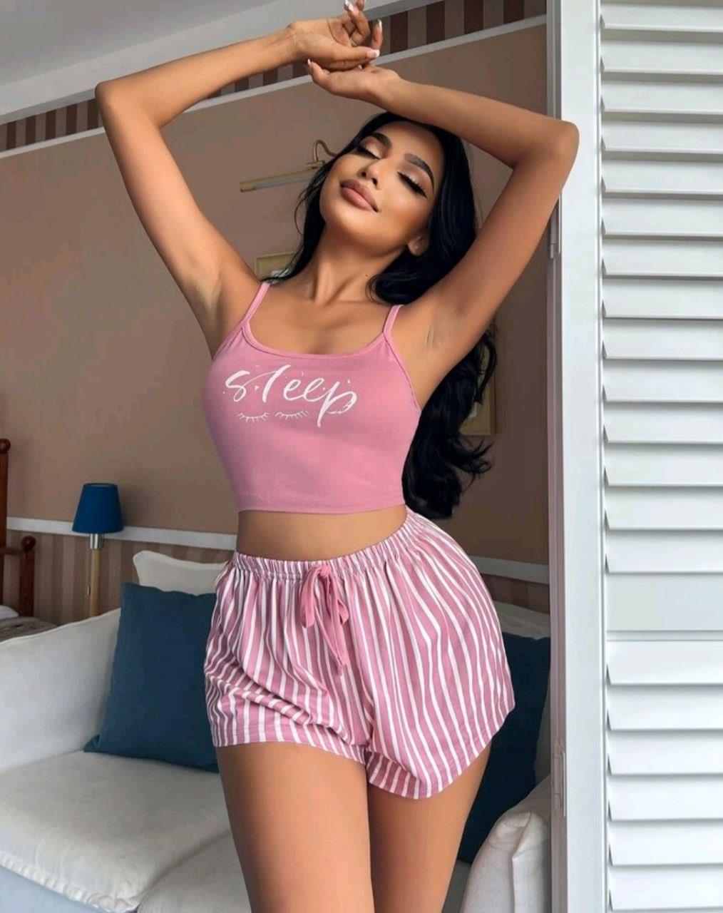 Kadın pembe çizgili desen Askılı Şortlu Pijama Takım 5002 - görsel 1