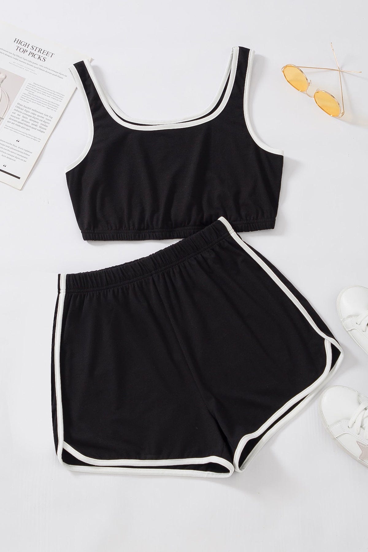 Kadın Siyah Askılı Crop Top ve Şortlu Gecelik Takım - görsel 1