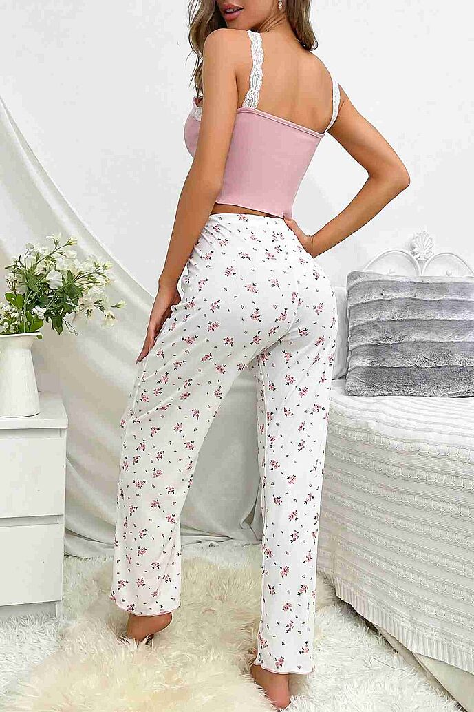 Merry See Askılı Şık Üstü Dantel İşlemeli Baskılı Pijama Takımı Çok Renkli - görsel 5