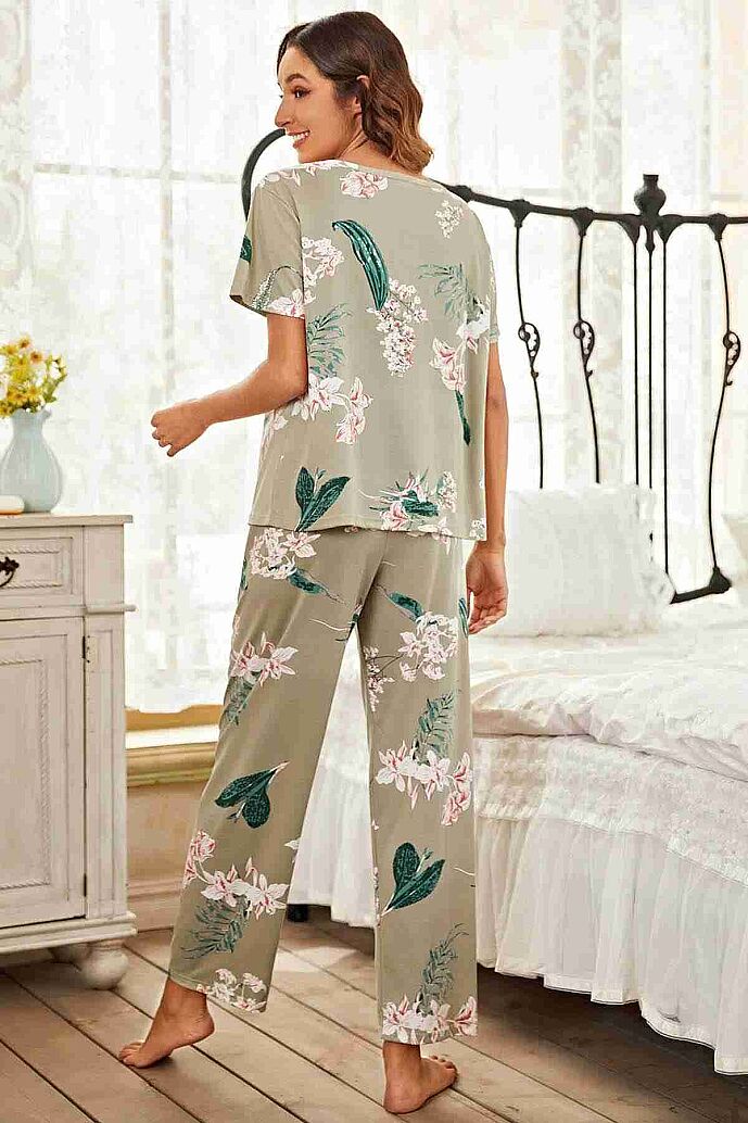 Merry See Çicek Baskılı Soft Kumaş Kısa Kollu Pijama Takımı Çok Renkli - görsel 2