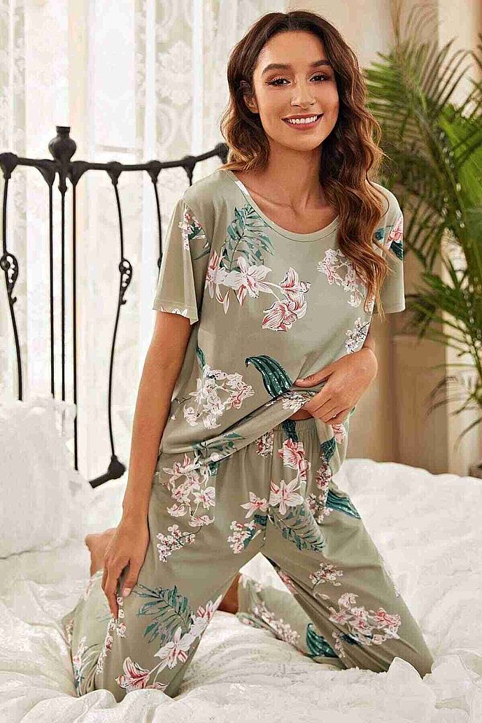 Merry See Çicek Baskılı Soft Kumaş Kısa Kollu Pijama Takımı Çok Renkli - görsel 5