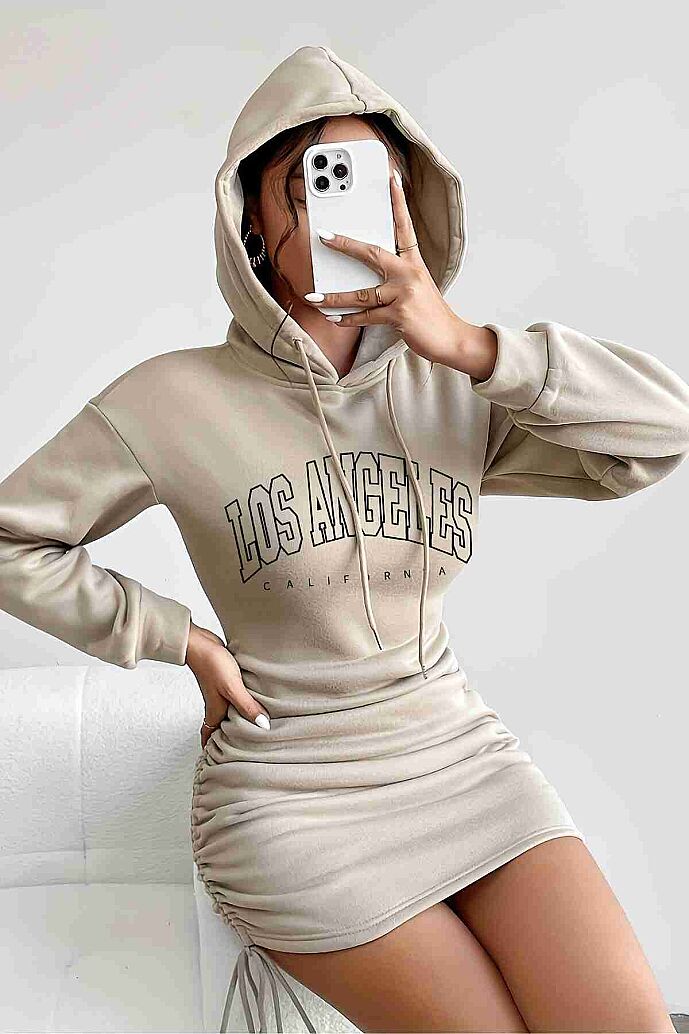 Merry See Kapşonlu Yandan Büzgülü Ayarlı Baskılı Uzun Oversize Sweatshirt Elbise Bej - görsel 4