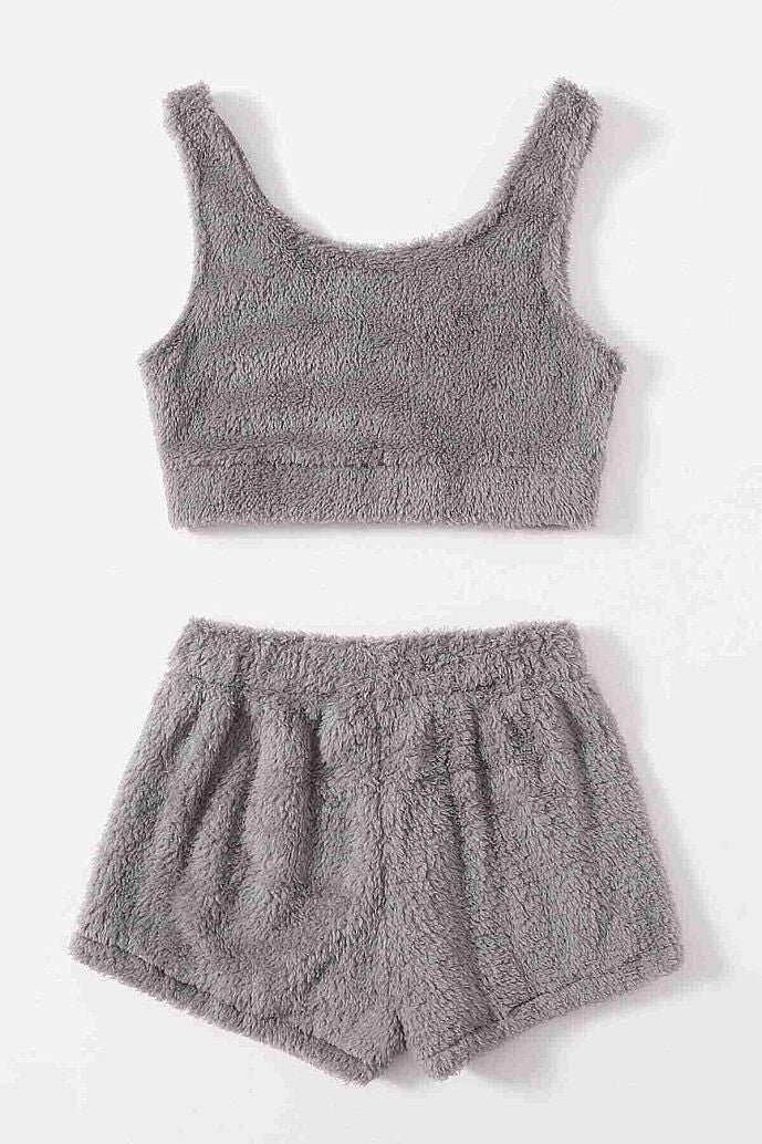 Merry See Kolsuz Askılı Peluş Polar Alt Üst Şortlu Pijama Takımı Gri - görsel 2