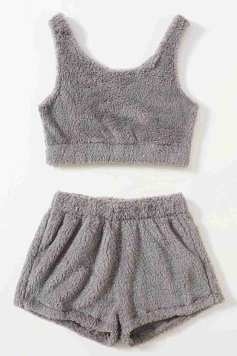 Merry See Kolsuz Askılı Peluş Polar Alt Üst Şortlu Pijama Takımı Gri - görsel 4