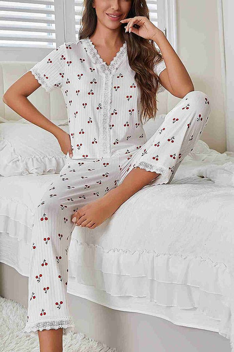 Merry See Özel Örme Kumaş Güpür Dantelli Kiraz Baskılı Kısa Kollu Pijama Takımı Beyaz - görsel 2