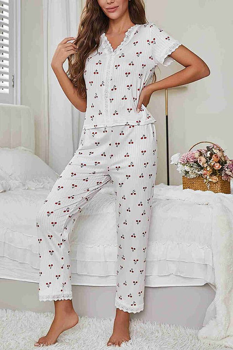 Merry See Özel Örme Kumaş Güpür Dantelli Kiraz Baskılı Kısa Kollu Pijama Takımı Beyaz - görsel 4