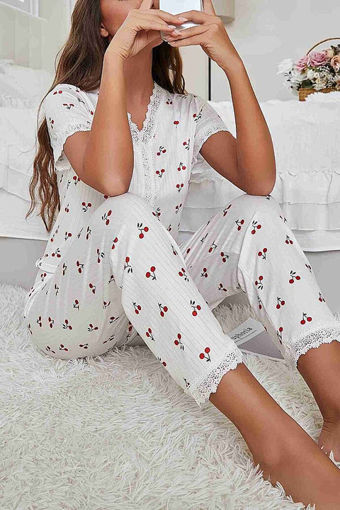 Merry See Özel Örme Kumaş Güpür Dantelli Kiraz Baskılı Kısa Kollu Pijama Takımı Beyaz - görsel 5