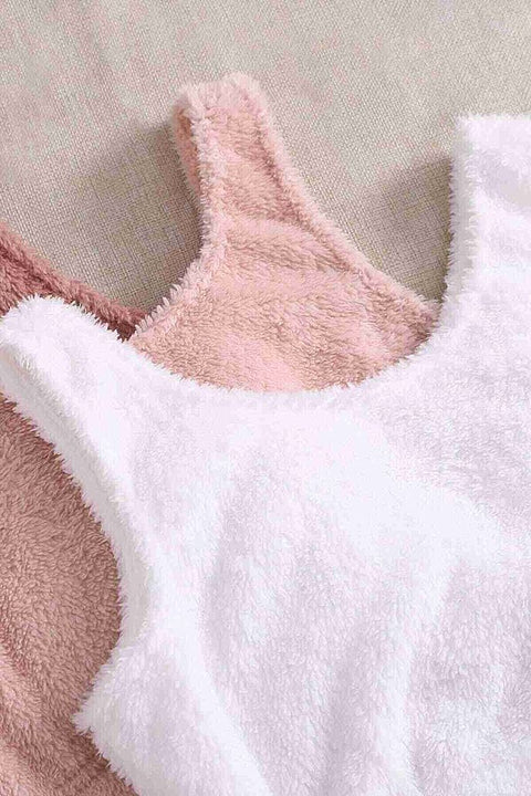 Merry See Tek Renk 1 Takım Kolsuz Askılı Peluş Polar Alt Üst Şortlu Pijama Takımı Pembe Açık - görsel 4